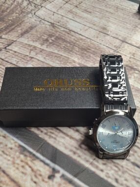 Russ Silver Men’s Stainless Steel Wrist Watch - Silver Dial